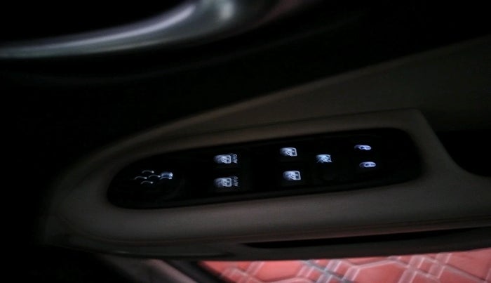 2018 Jeep Compass LIMITED (O) 2.0 DIESEL 4X4, Diesel, Manual, 76,710 km, interior