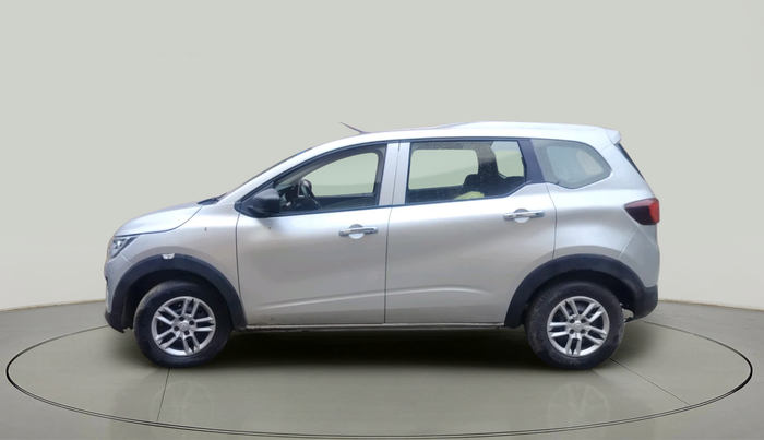 2023 Renault TRIBER RXE MT, Petrol, Manual, 23,974 km, exterior