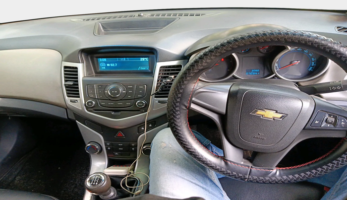 2012 Chevrolet Cruze LT, Diesel, Manual, 70,341 km, interior