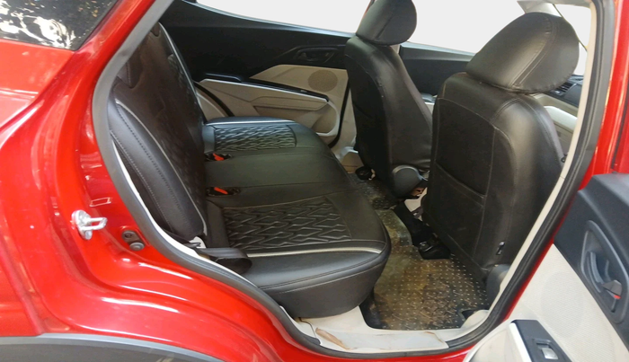 2023 Mahindra XUV300 W4 1.5 DIESEL, Diesel, Manual, 14,991 km, interior