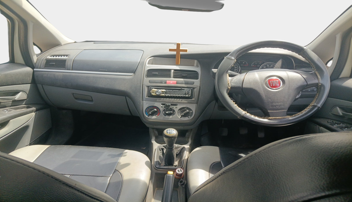 2013 Fiat Grand Punto Dynamic 1.2, Petrol, Manual, 74,293 km, interior