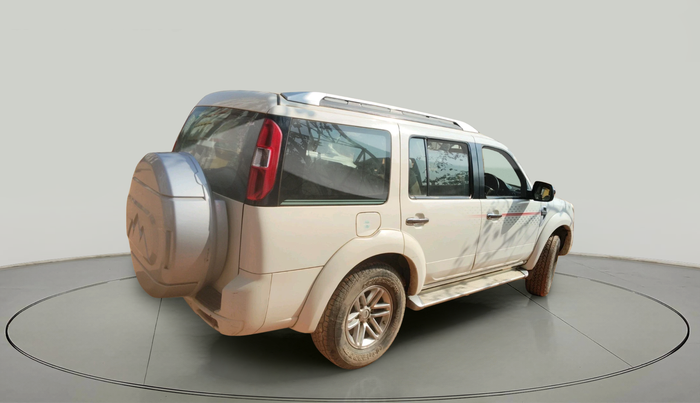 2011 Ford Endeavour 2.5L 4X2 AT, Diesel, Automatic, 83,826 km, exterior