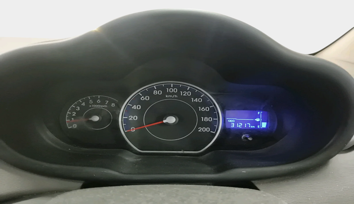 2011 Hyundai i10 MAGNA 1.2, Petrol, Manual, 31,217 km, interior