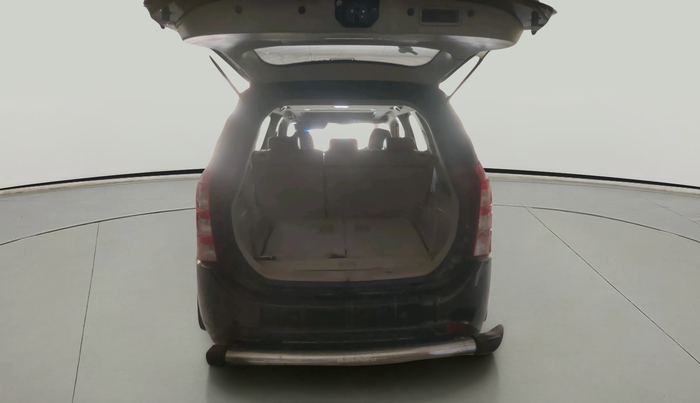 2015 Mahindra XUV500 W10, Diesel, Manual, 77,281 km, exterior