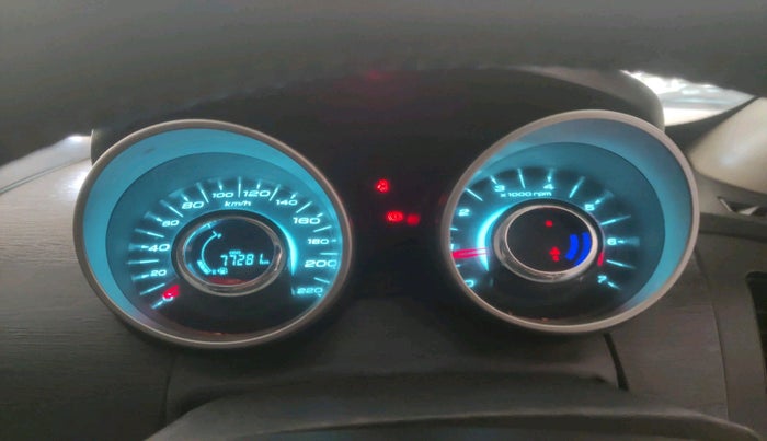 2015 Mahindra XUV500 W10, Diesel, Manual, 77,281 km, interior