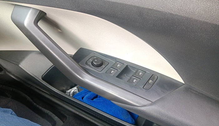 2022 Volkswagen TAIGUN GT PLUS 1.5 TSI DSG, Petrol, Automatic, 40,107 km, interior