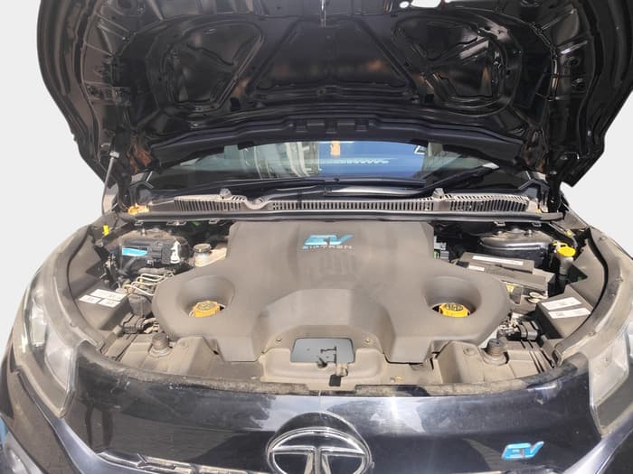 2021 Tata NEXON EV XZ PLUS LUX DARK EDITION, Electric, Automatic, 19,288 km, exterior