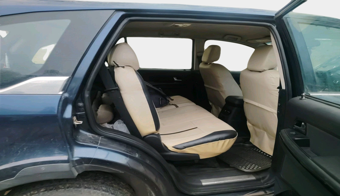 2018 Tata Hexa XE 4X2 7 STR, Diesel, Manual, 1,39,516 km, interior