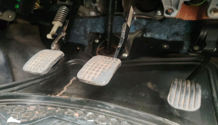 2018 Tata Hexa XE 4X2 7 STR, Diesel, Manual, 1,39,516 km, interior