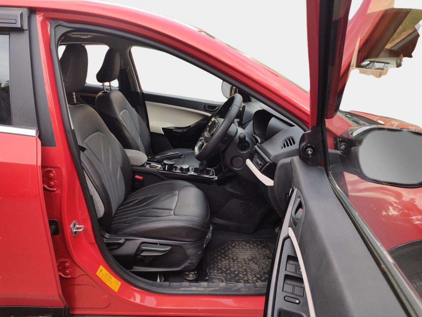 2024 Tata Curvv Creative S 1.2 Petrol 6MT, Petrol, Manual, 3,162 km, interior