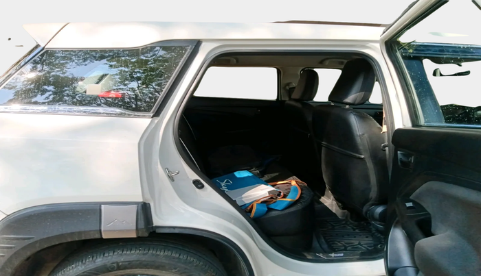 2023 Maruti BREZZA VXI, Petrol, Manual, 39,241 km, interior