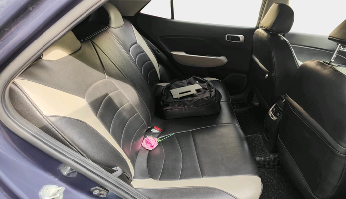 2022 Hyundai VENUE S PLUS 1.5 CRDI, Diesel, Manual, 24,210 km, interior