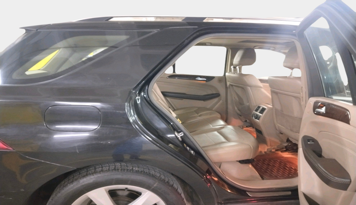 2013 Mercedes Benz Ml Class 350 CDI, Diesel, Automatic, 1,44,533 km, interior