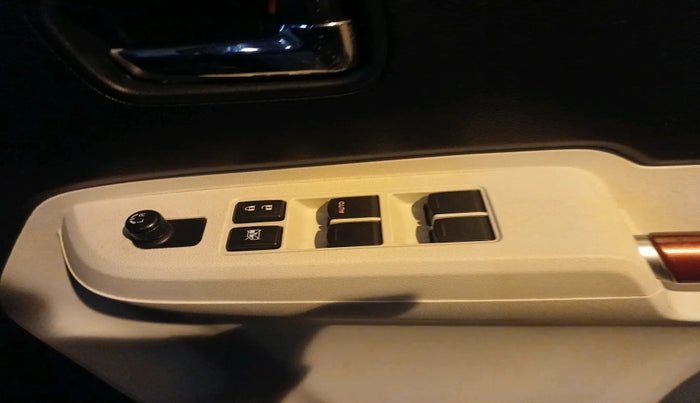 2017 Maruti IGNIS DELTA 1.2 AMT, Petrol, Automatic, 29,603 km, interior