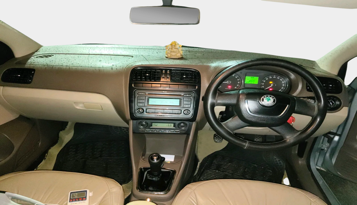 2012 Skoda Rapid ELEGANCE 1.6 TDI CR MT, Diesel, Manual, 1,08,039 km, interior
