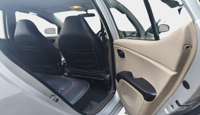 2014 Hyundai i10 MAGNA 1.1, Petrol, Manual, 62,000 km, interior