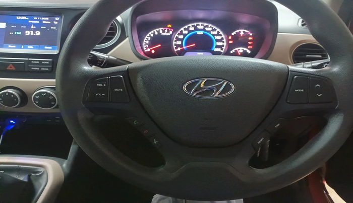 2018 Hyundai Grand i10 SPORTZ 1.2 KAPPA VTVT, Petrol, Manual, 27,486 km, interior