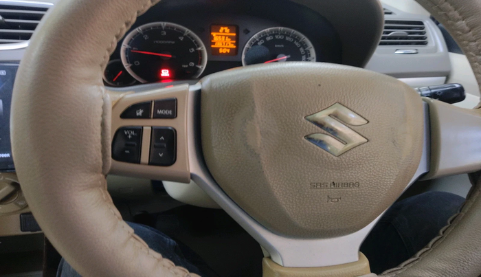 2013 Maruti Ertiga ZDI, Diesel, Manual, 1,36,717 km, interior