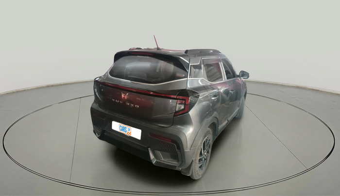 2024 Mahindra XUV 3XO AX5 1.5 Turbo Diesel, Diesel, Manual, 29,608 km, exterior