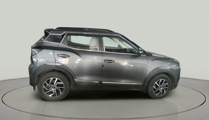 2024 Mahindra XUV 3XO AX5 1.5 Turbo Diesel, Diesel, Manual, 29,608 km, exterior