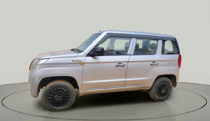 2016 Mahindra TUV300 T4 PLUS, Diesel, Manual, 1,17,465 km, exterior