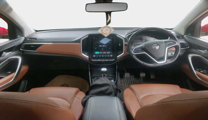 2021 MG HECTOR PLUS SHARP 1.5 PETROL TURBO HYBRID MT 6-STR, Petrol, Manual, 26,330 km, interior