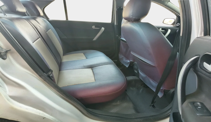 2011 Ford Fiesta Classic CLXI 1.4 DIESEL, Diesel, Manual, 2,17,208 km, interior