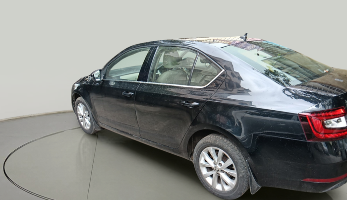 2017 Skoda Octavia 2.0 TDI L&K AT, Diesel, Automatic, 1,03,365 km, exterior