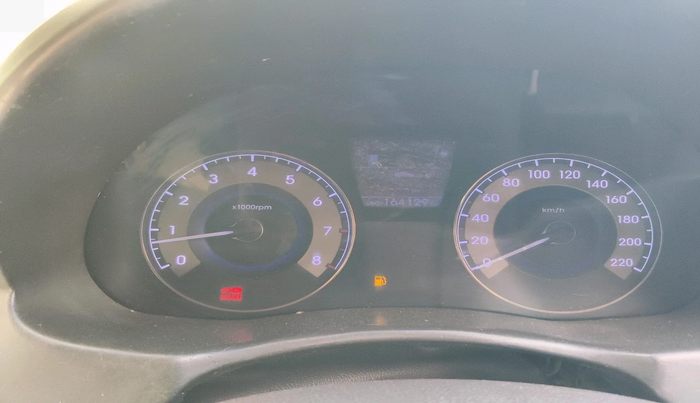 2011 Hyundai Verna FLUIDIC 1.6 VTVT SX OPT, Petrol, Manual, 1,64,129 km, interior