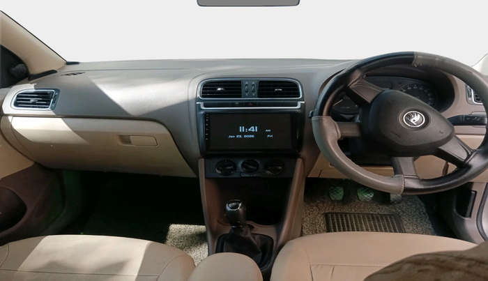 2013 Skoda Rapid AMBITION 1.6 MPI MT PLUS, Petrol, Manual, 63,497 km, interior