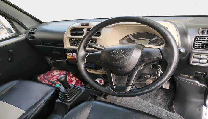 2023 Maruti Eeco 5 STR AC, Petrol, Manual, 13,614 km, interior