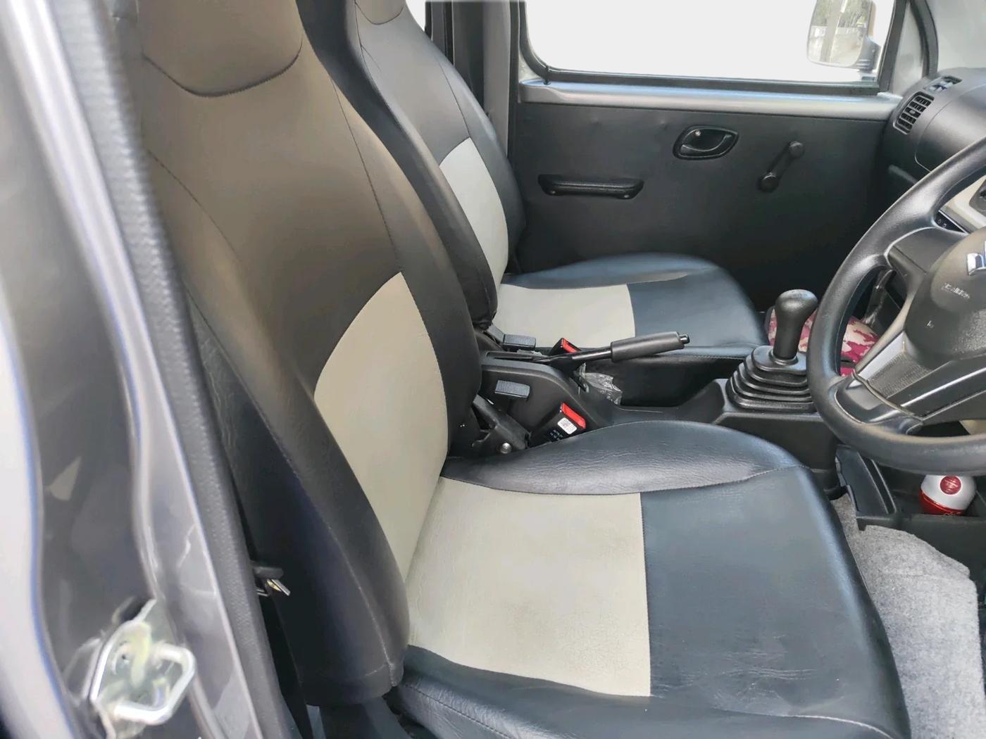 2023 Maruti Eeco 5 STR AC, Petrol, Manual, 13,614 km, interior