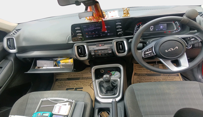 2021 KIA SONET HTK PLUS 1.0 IMT, Petrol, Manual, 54,300 km, interior