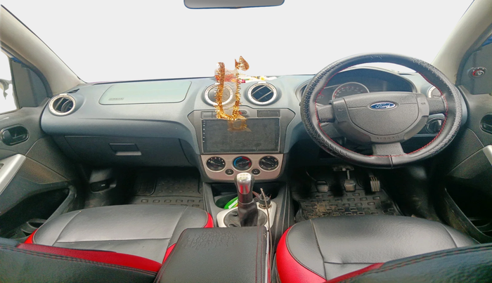 2013 Ford Figo TITANIUM 1.4 DIESEL, Diesel, Manual, 1,33,133 km, interior