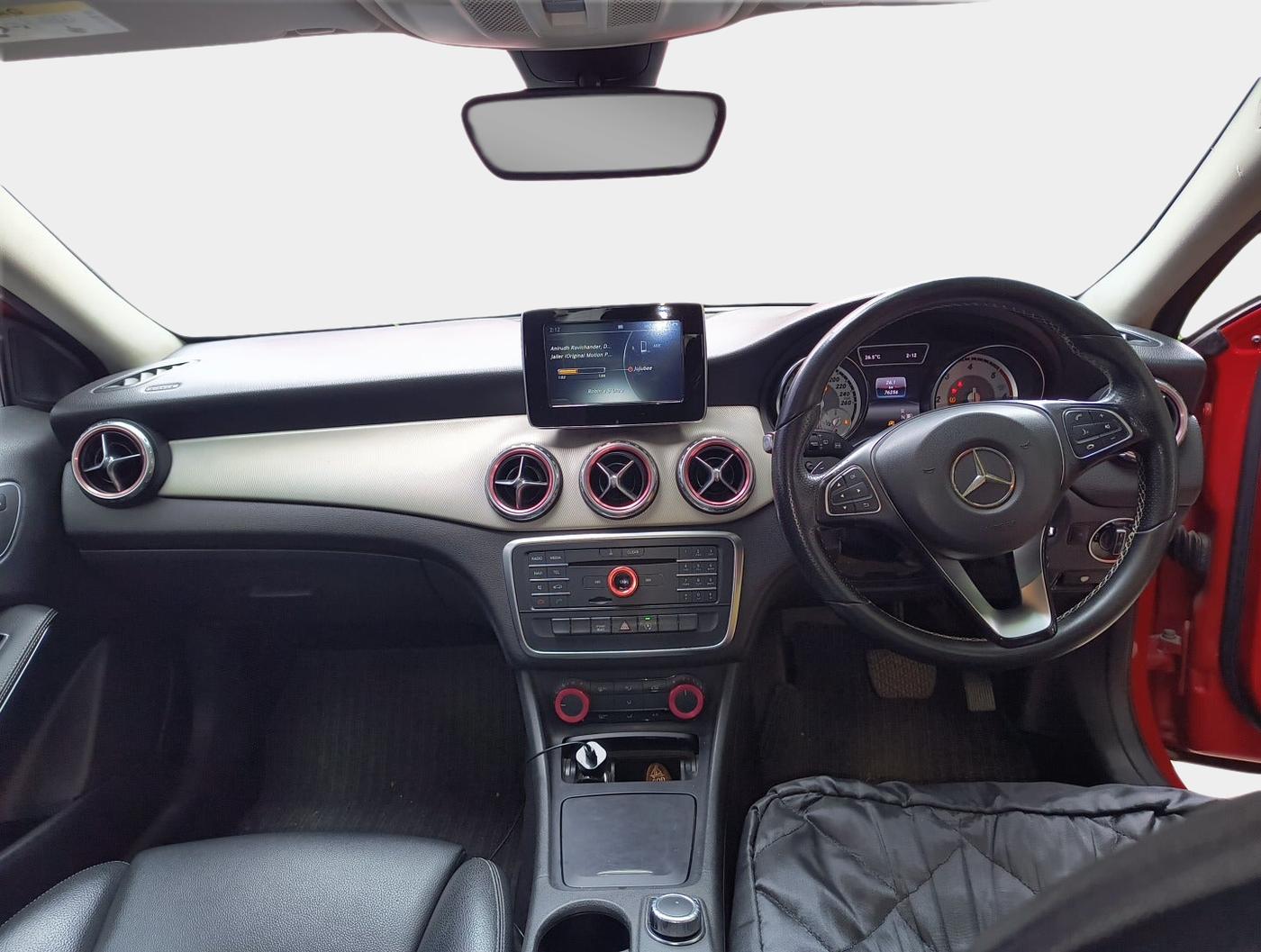 2016 Mercedes Benz GLA Class 200 CDI SPORT, Diesel, Automatic, 77,000 km, interior