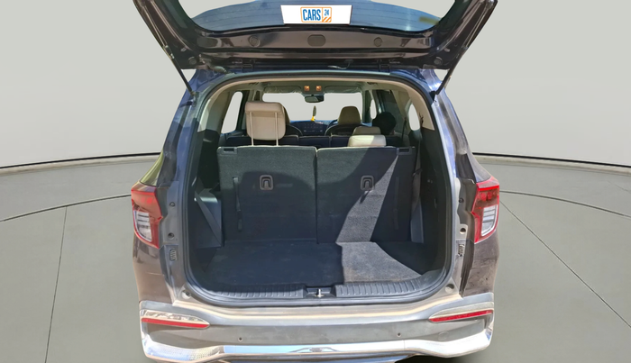 2022 KIA CARENS LUXURY 1.4 PETROL 7 STR, Petrol, Manual, 39,697 km, exterior