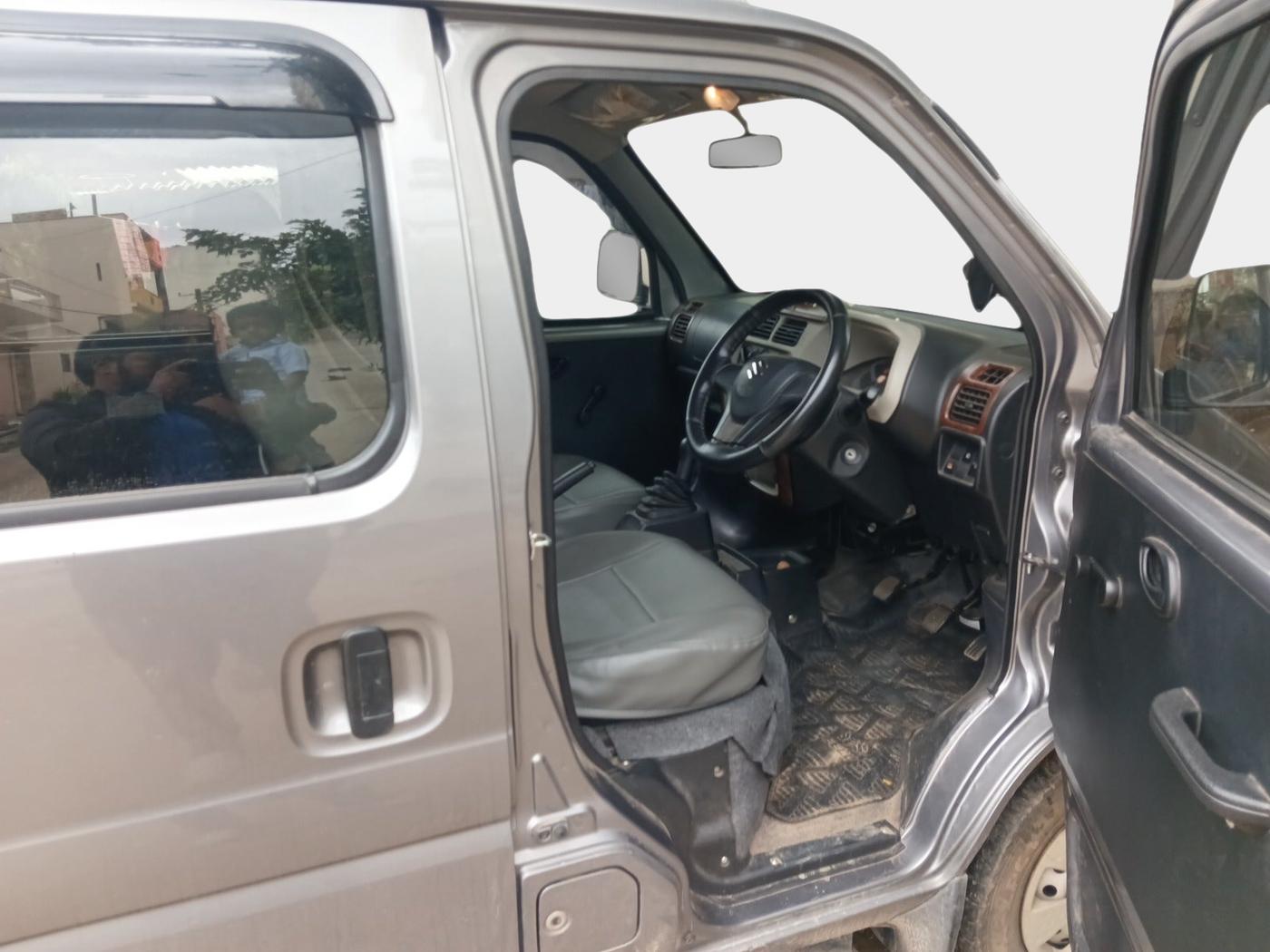 2023 Maruti Eeco 5 STR AC, Petrol, Manual, 15,058 km, interior