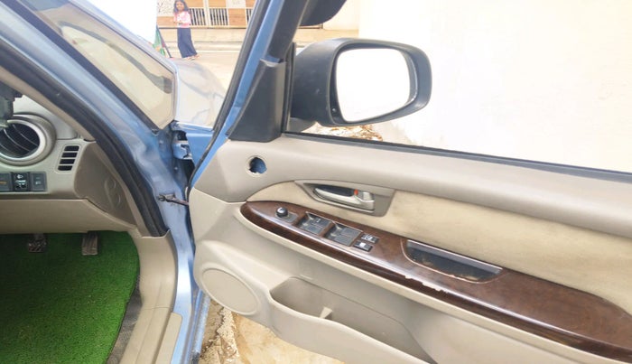 2012 Maruti SX4 ZXI, Petrol, Manual, 1,31,108 km, interior
