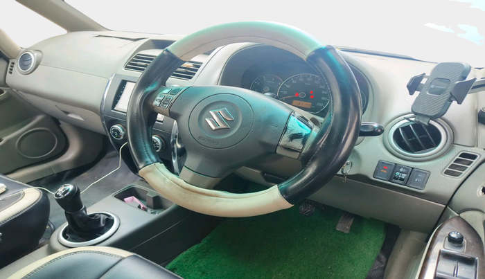 2012 Maruti SX4 ZXI, Petrol, Manual, 1,31,108 km, interior