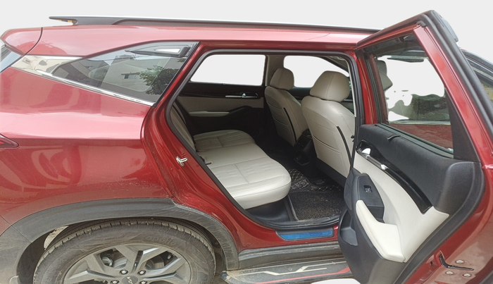 2024 KIA SELTOS  HTX 1.5 PETROL MT, Petrol, Manual, 8,500 km, interior