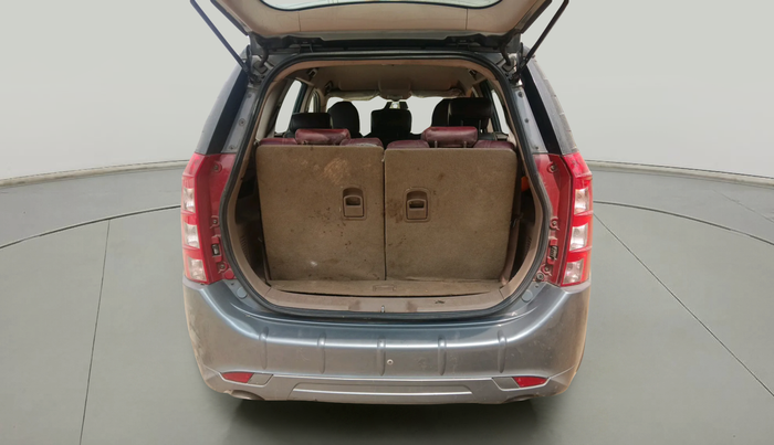 2014 Mahindra XUV500 W4, Diesel, Manual, 1,32,591 km, exterior