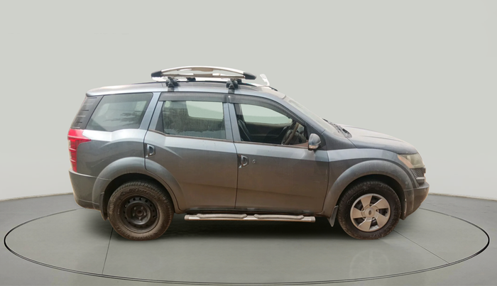 2014 Mahindra XUV500 W4, Diesel, Manual, 1,32,591 km, exterior