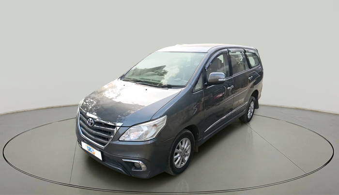 2014 Toyota Innova 2.5 ZX 7 STR, Diesel, Manual, 1,91,145 km, exterior
