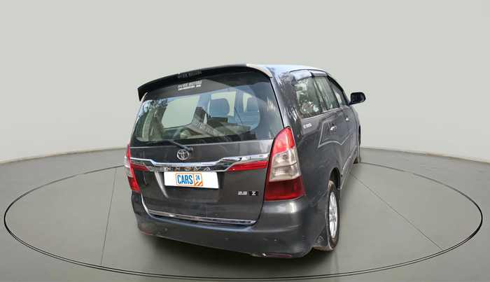 2014 Toyota Innova 2.5 ZX 7 STR, Diesel, Manual, 1,91,145 km, exterior