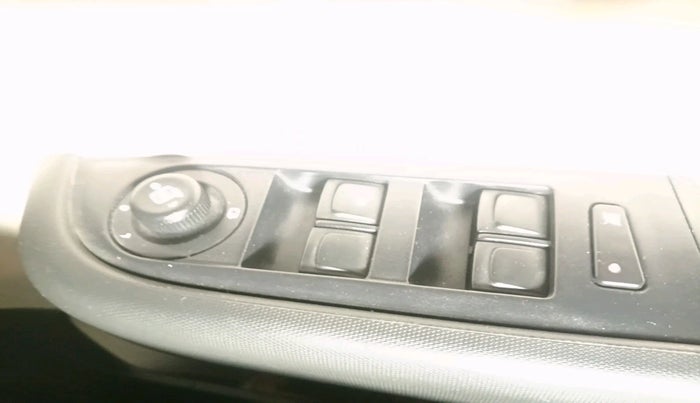 2021 Tata ALTROZ XM PLUS PETROL, Petrol, Manual, 64,185 km, interior