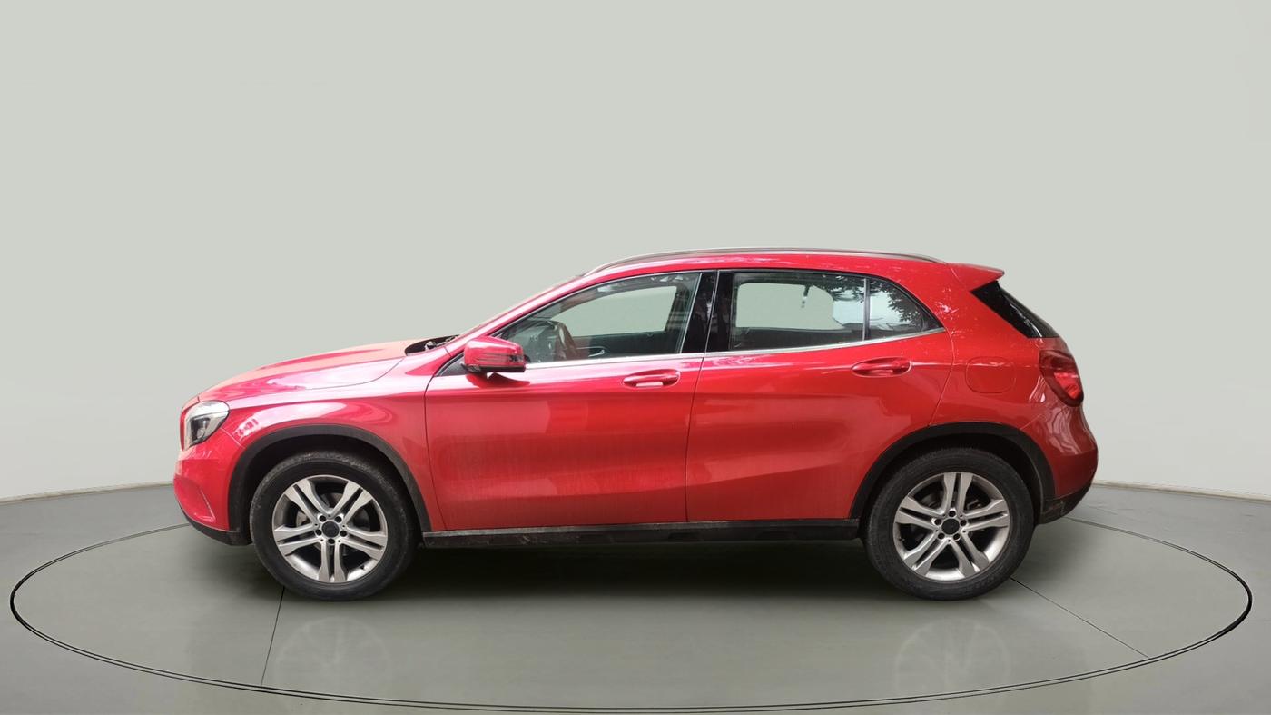 2015 Mercedes Benz GLA Class 200 CDI SPORT, Diesel, Automatic, 80,300 km, exterior