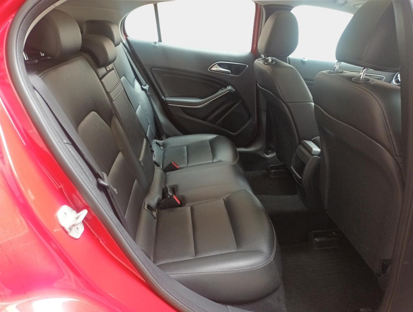 2015 Mercedes Benz GLA Class 200 CDI SPORT, Diesel, Automatic, 80,300 km, interior
