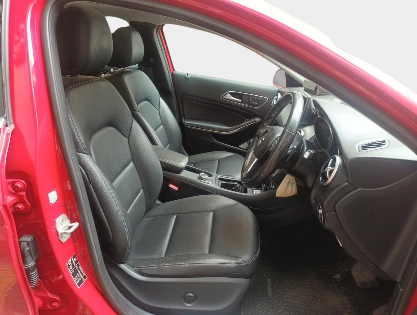 2015 Mercedes Benz GLA Class 200 CDI SPORT, Diesel, Automatic, 80,300 km, interior