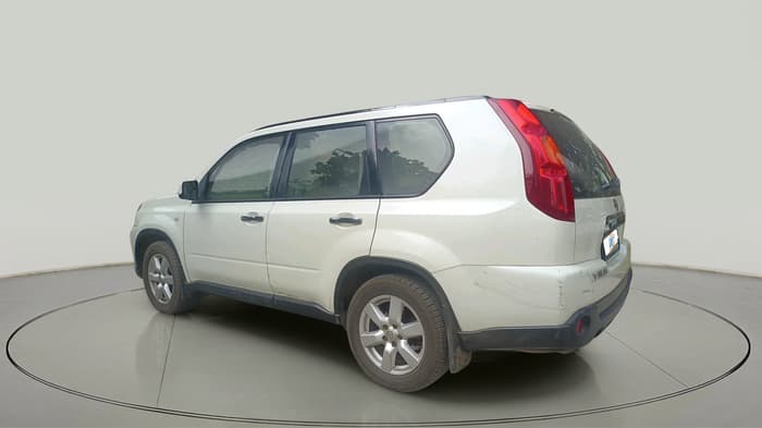 2011 Nissan X Trail SLX MT, Diesel, Manual, 1,75,200 km, exterior