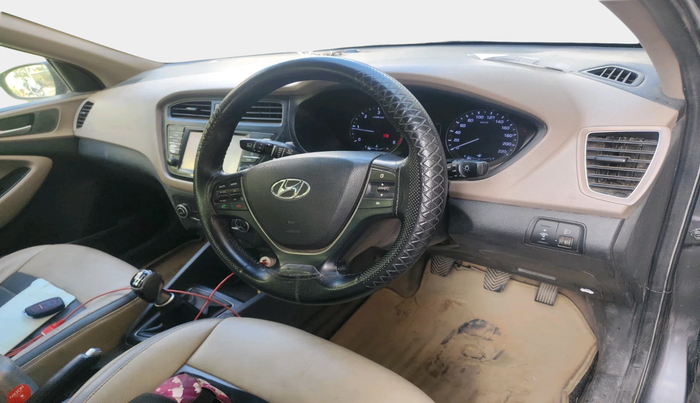 2016 Hyundai Elite i20 ASTA 1.4 CRDI (O), Diesel, Manual, 1,27,875 km, interior